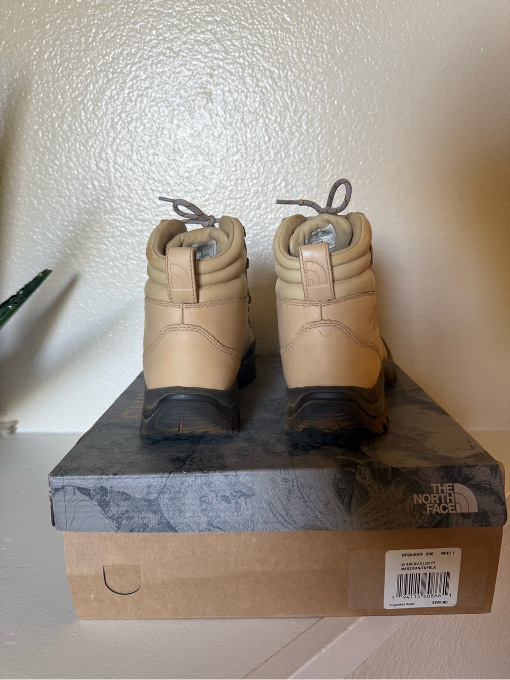 The North Face Leather Hiking Boots - Picture 4 of 8